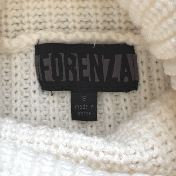 Forenza White Shaker Knit Cowl Neck Sweater Excellent Condition 💯Acrylic- Small - Picture 5 of 7